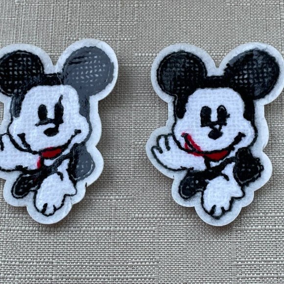 Iron On Patches Lot of 2 Patches BlackWhite Tone Embroidery Patches - Picture 6 of 7